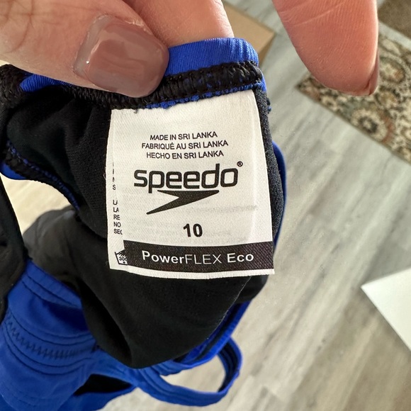 Speedo One Piece - Picture 3 of 3